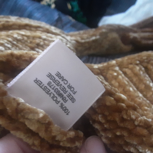 Nwt Philosophy Gold Super Soft Sweater Sz S Back To School - Picture 8 of 8